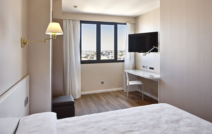 Bedroom 2, Hotel Palladium, Baleares