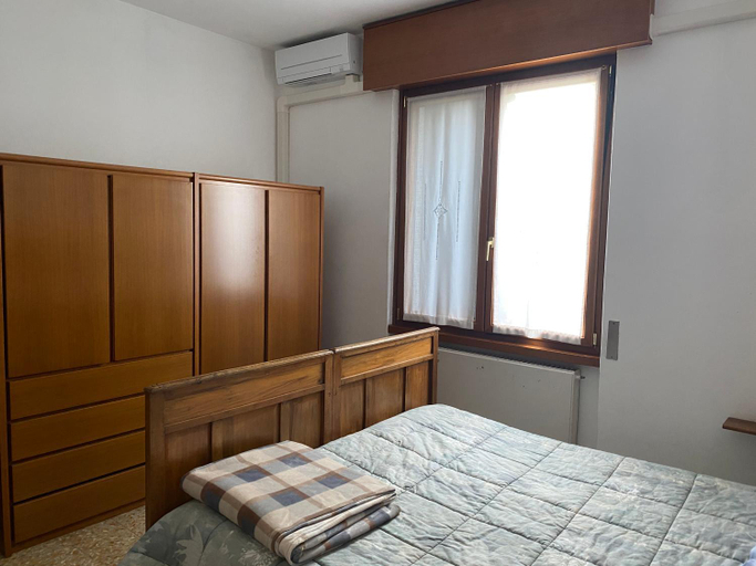 Bedroom 2, Villino Carla, Como