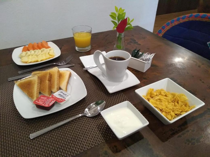 Food & Drinks 5, Casa 5 Bed & Breakfast, Palenque