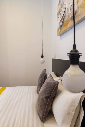 Bedroom 5, AandZ Javier Cabrini, Madrid