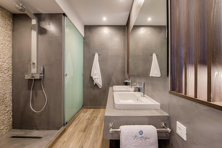Bathroom 4, Villa Nastazia, South Aegean