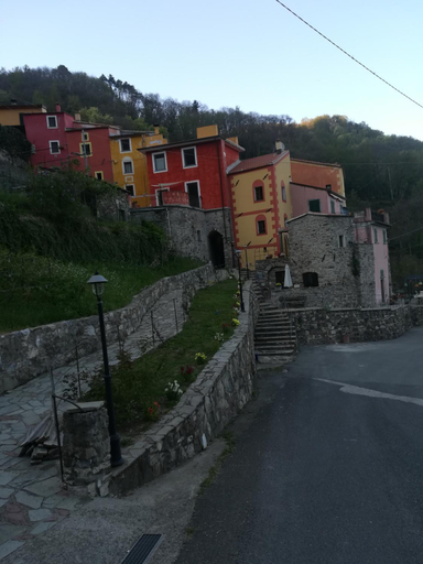 Casa San Bartolomeo, La Spezia