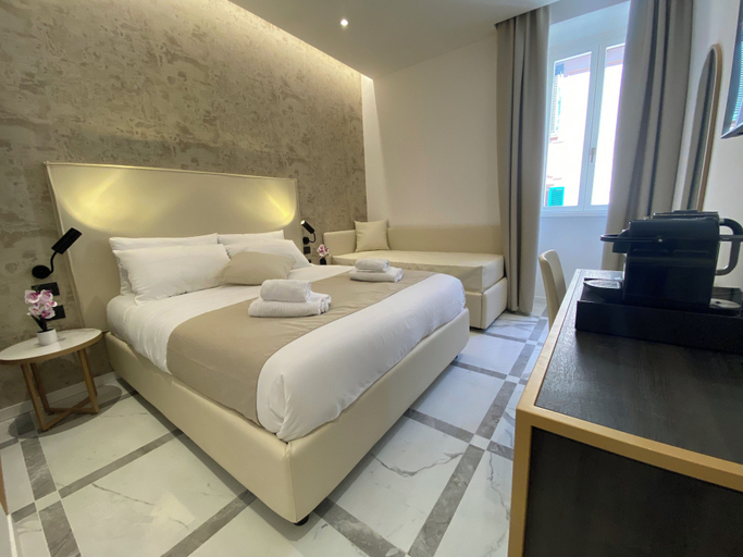 Bedroom 3, Suite Croce, Rome