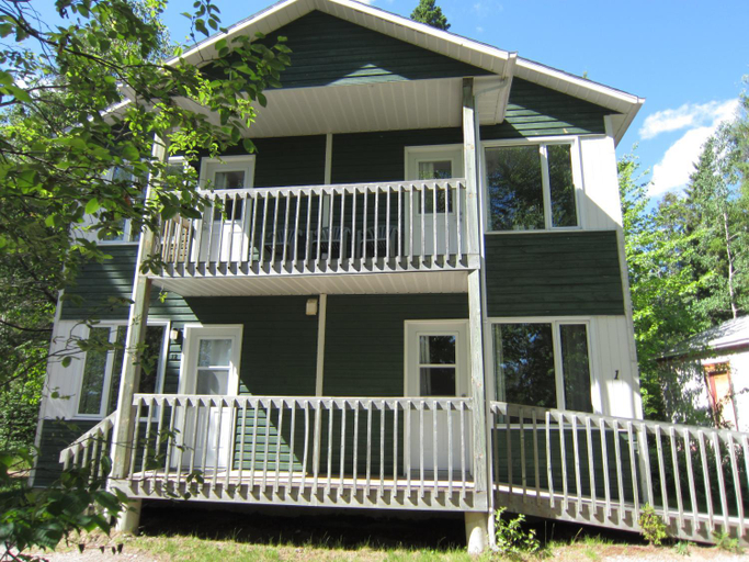 Exterior & Views 1, Auberge Ile du Repos, Lac-Saint-Jean-Est