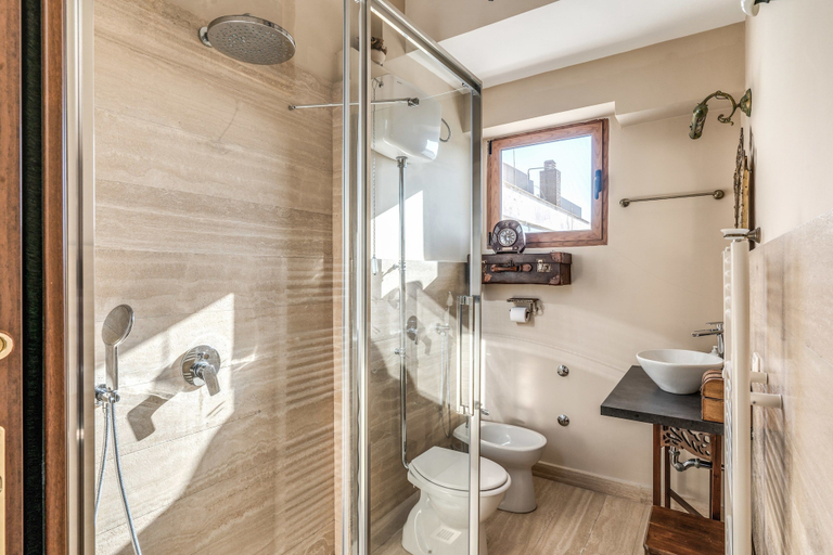 Bathroom 2, Vanna Home, Napoli