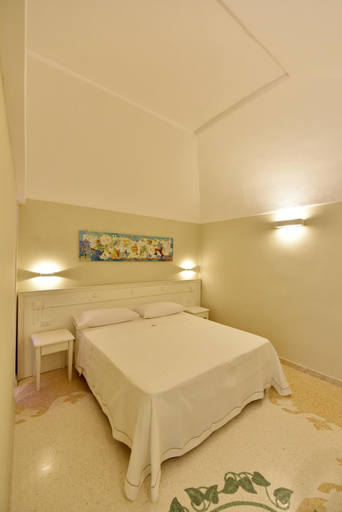 Bedroom 2, Fortino San Giorgio, Lecce