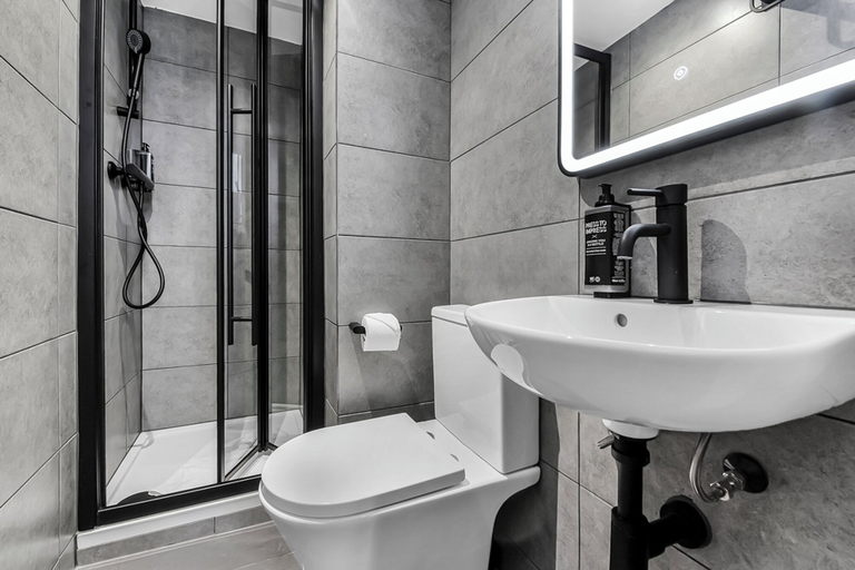 Bathroom 4, Heeton Concept Hotel Kensington, London