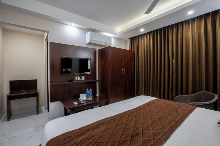 Bedroom 6
