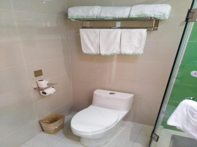 Bathroom 4, Greentree Inn Shanghai Jinshan District Wanda Plaz, Shanghai