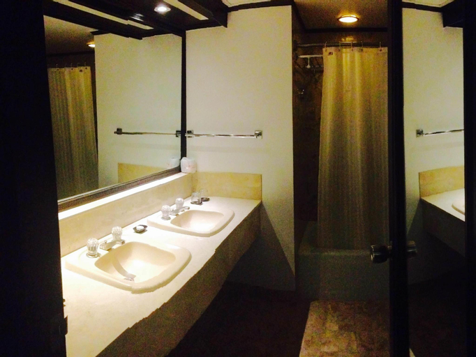 Bathroom 3