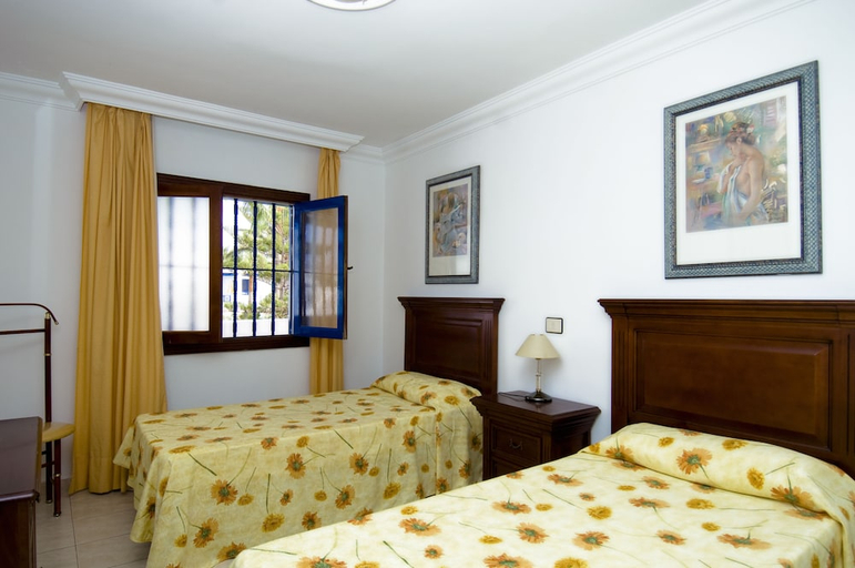 Bedroom 2, BLUESEA Los Cocoteros, Las Palmas