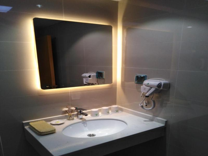Bathroom 4, Greentree Inn Shanghai Jinshan District Wanda Plaz, Shanghai