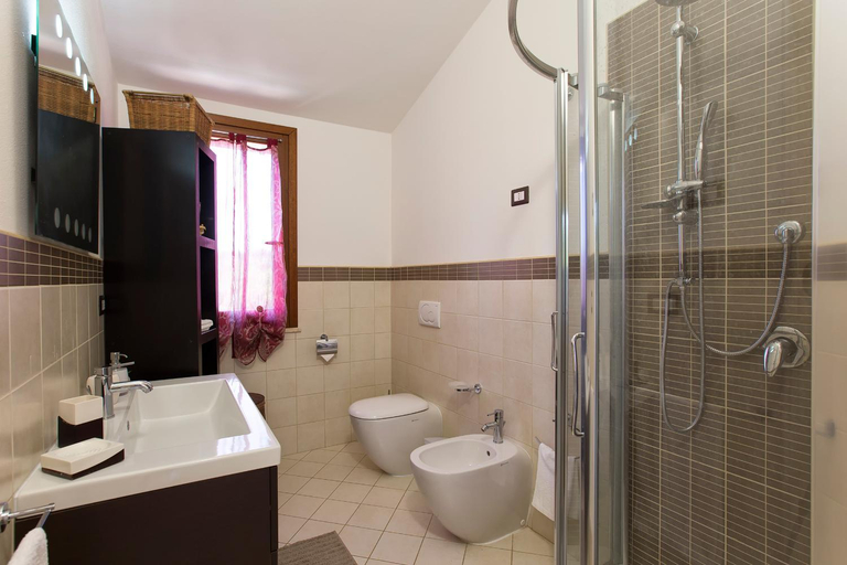 Bathroom 4, Villa Pedra Alghero - appartamento in villa con piscina, Sassari