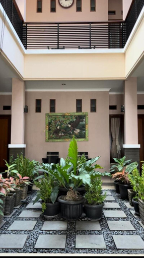 Hens Guesthouse Syariah, Bandung