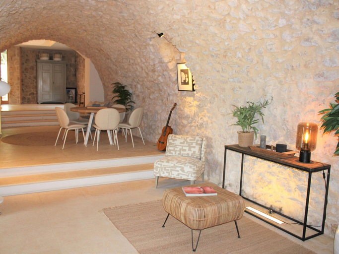 Living room 5, Holiday Home in Bagnols-en-foret With Pool, Var