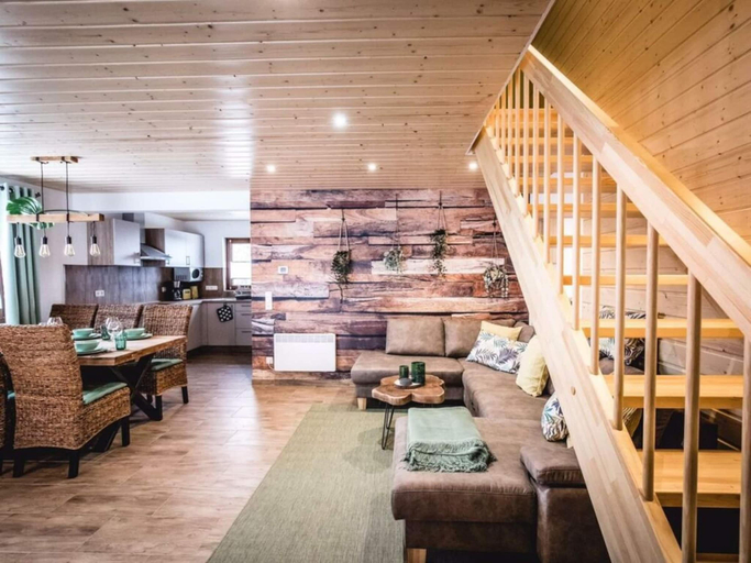 Living area 4, Woodland Modern Retreat, Harz