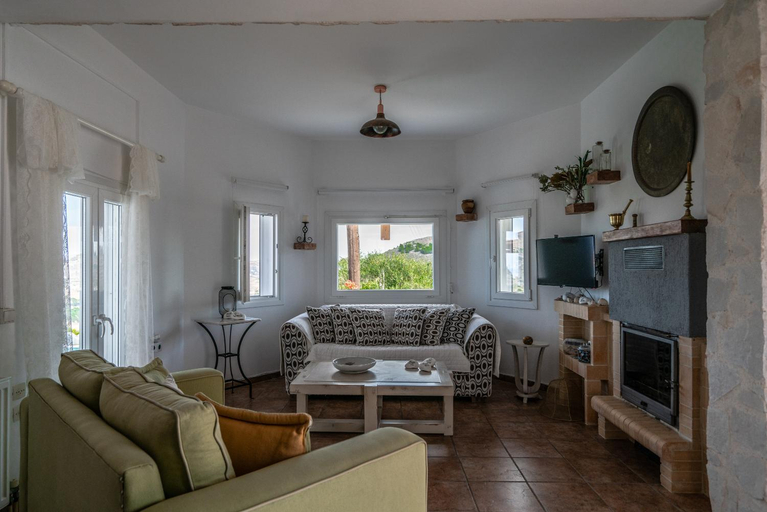 Others 2, Villa Haritomeni, South Aegean