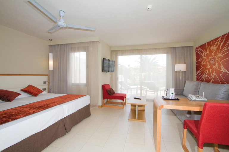 Bedroom, Riu Palace Calypso, Las Palmas