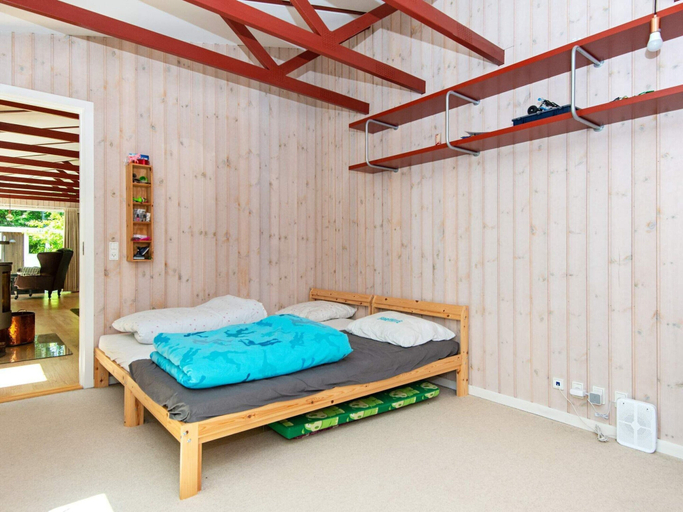 Room 2, 4 Person Holiday Home in Glesborg, Norddjurs