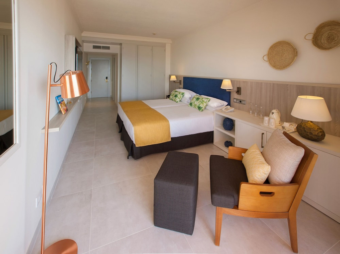 Bedroom 3, Corallium Dunamar by Lopesan Hotels - Adults Only, Las Palmas