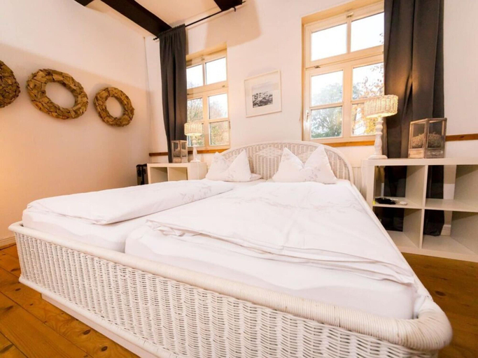 Bedroom 4, Majestic Apartment in Brakel, Höxter