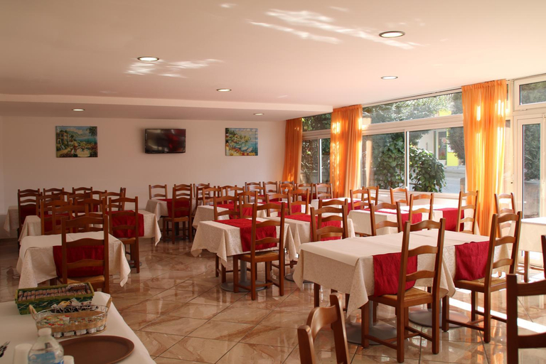 Food & Drinks 5, Hotel Lutetia, Hautes-Pyrénées