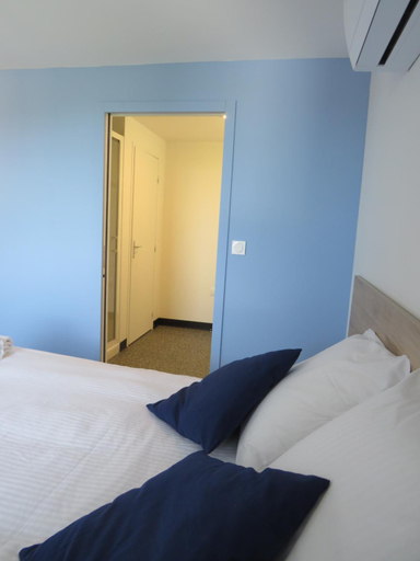 Bedroom 3, Les Jardins de Saulzet, Puy-de-Dôme