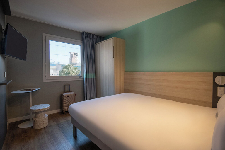 Bedroom 3, ibis budget Nice Aeroport Promenade des Anglais, Alpes-Maritimes