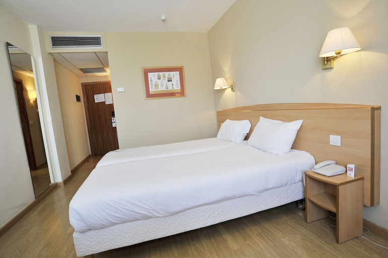 Bedroom 2, Hotel Campanile Murcia, Murcia