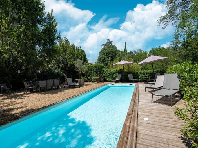 Pool 4, Beautiful Holiday Home With Private Pool, Ardèche
