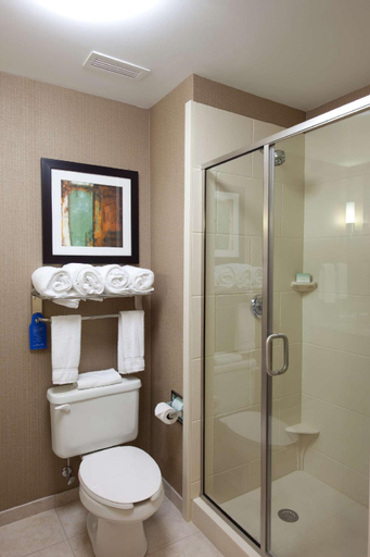Bathroom 17