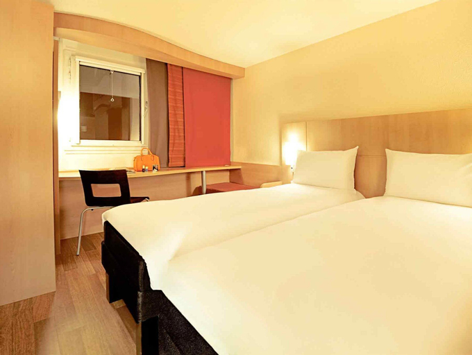Bedroom 22