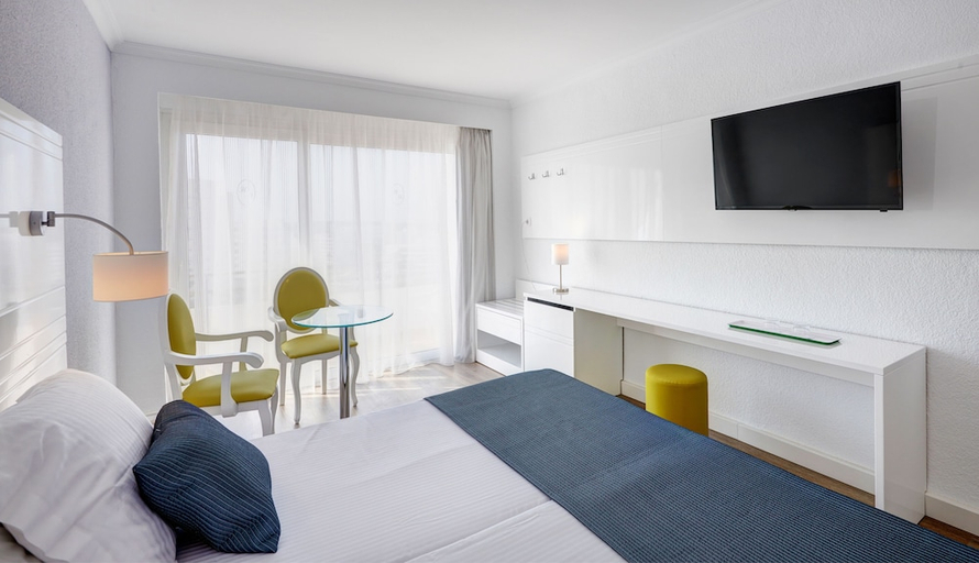 Bedroom 2, Green Oasis Morito Hotel, Baleares