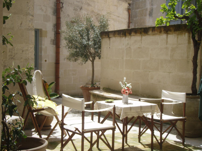 Others 2, B&b Il Cortile, Matera