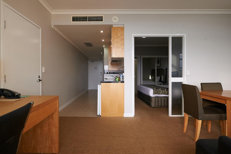 Dining Room 4