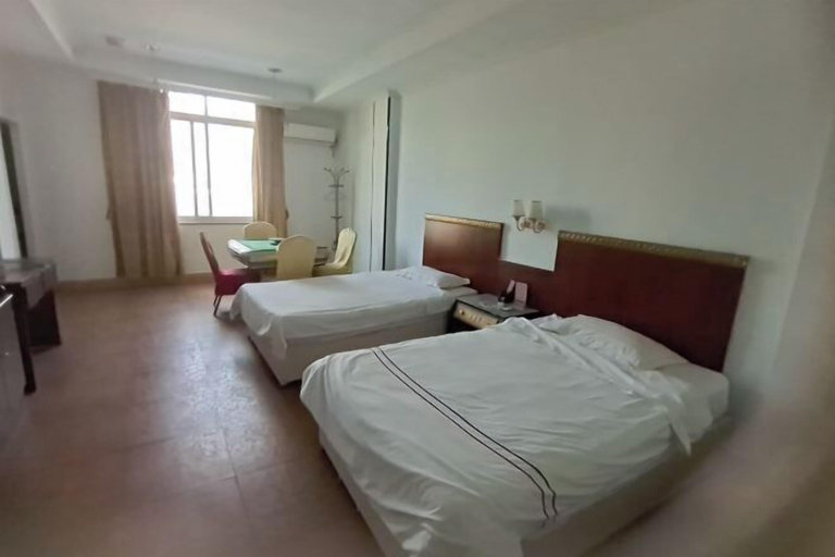 Bedroom 5, Xinhui Hotel, Guangzhou