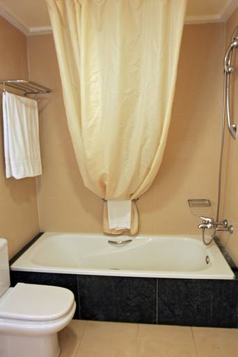 Bathroom 5, Hotel LIVVO Costa Taurito, Las Palmas