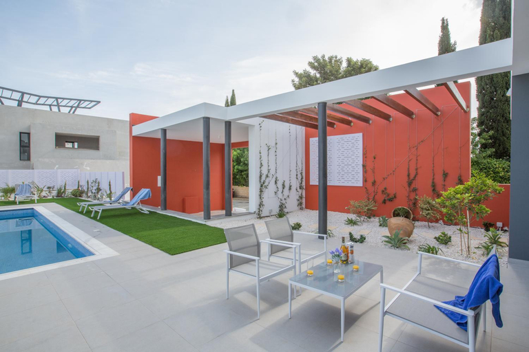 Others 5, Colour Residences