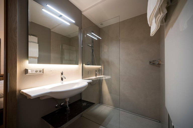 Bathroom 3, Villa Aurelia, Bolzano