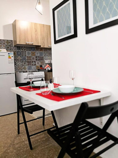 Others 3, Cheerful Apartment in Nicosia