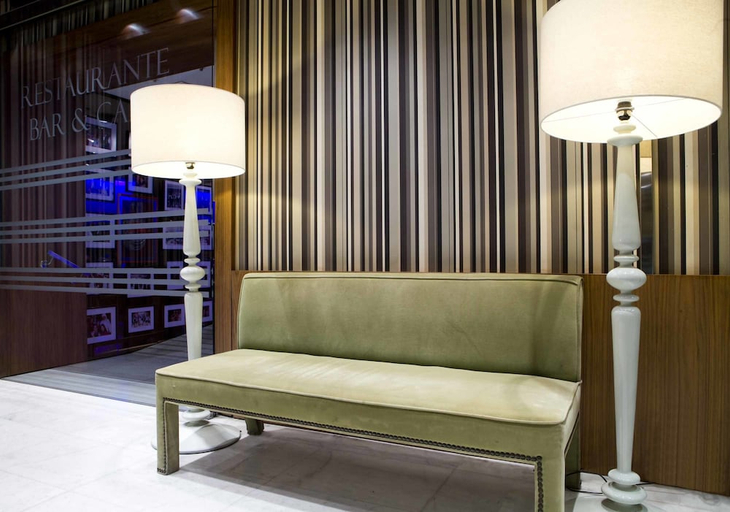 Others 5, Hotel Opera, Madrid