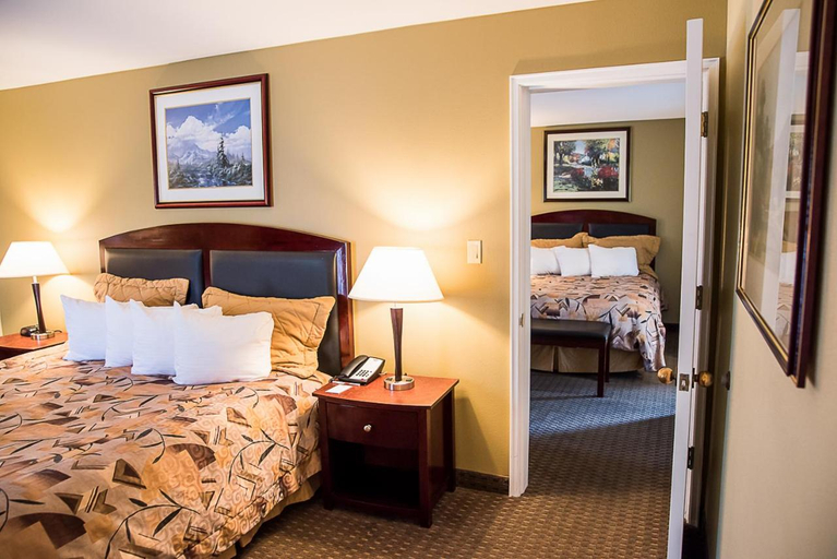 Bedroom 3, Winnemucca Inn & Casino, Humboldt