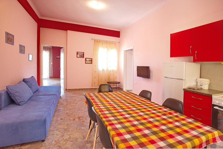 Kitchen 2, Darmani Spyros Apartments, Ionian Islands