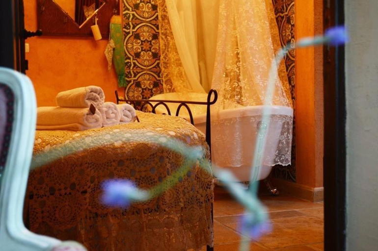 Hot tub 5, Atelier Luxury Rooms