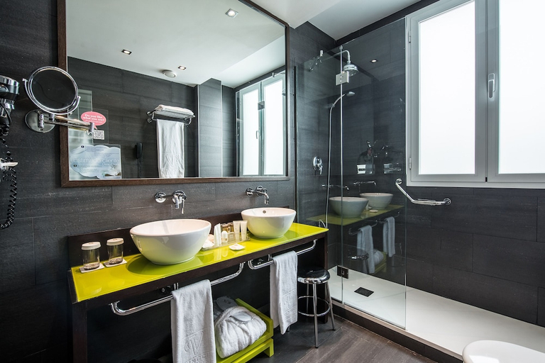 Bathroom 4, Vincci Centrum Hotel, Madrid
