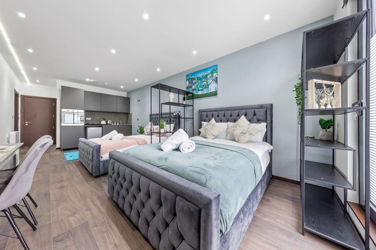 Bedroom 3, Modern Luxury Studio Near Euston Central London, London