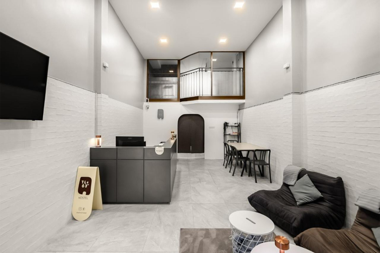 Others 5, The 63rd Hostel, Wattana