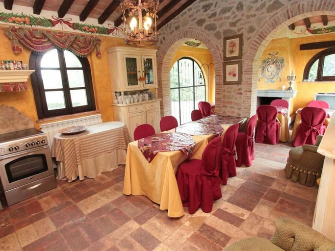 Dining 4, Lago di Chiusi Villa with Pool, Perugia