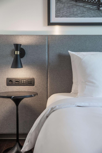 Bedroom 14