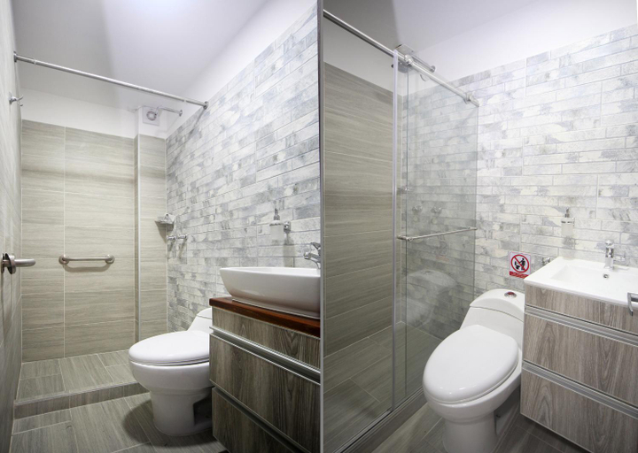 Bathroom 3, Hotel Palmi, Salento